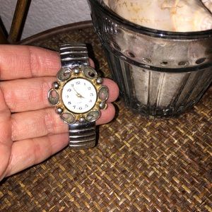 🎀5/$25🎀 COLLEZIONI Silver and Gold Watch